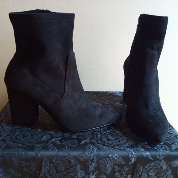 Shoes - Picture 1 of 1